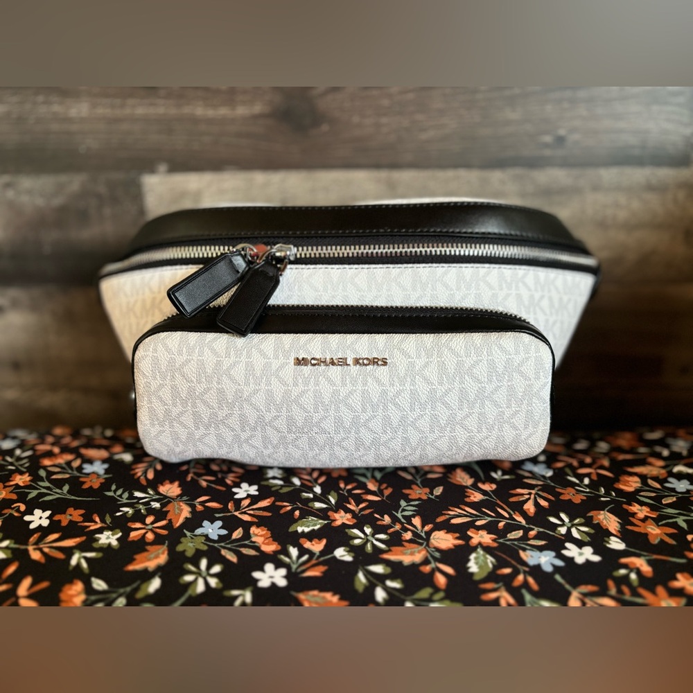 Cooper Logo Belt Bag